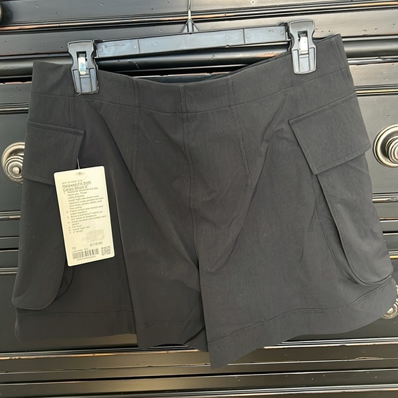 Lululemon Relaxed Fot Cargo Short - Picture 2 of 5